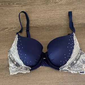 NWT 2013 Navy Blue with rhinestonesVictoria's Secret Lined Demi Bra